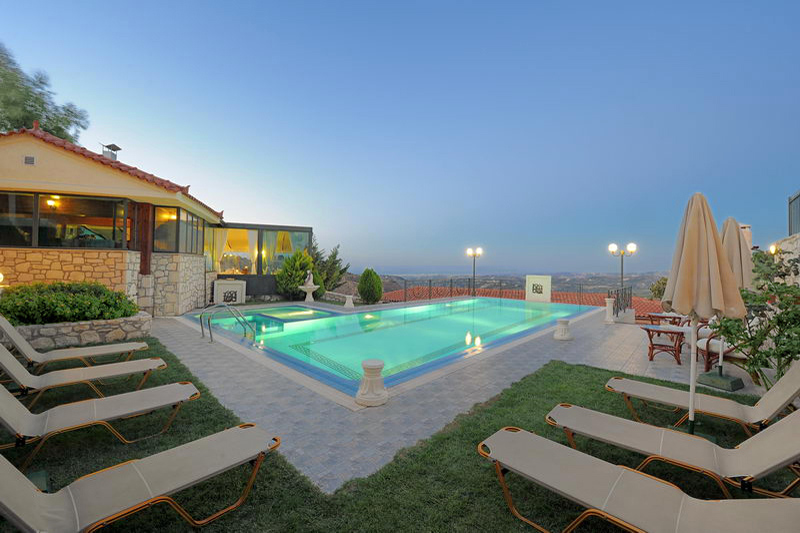 Luxury suite complex for sale in Heraklion Crete