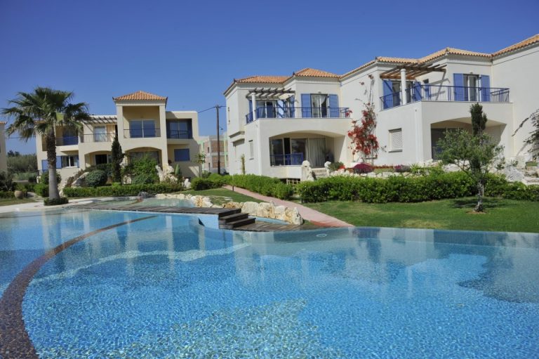 Seafront apartment for sale in Chania Crete with communal pool Ch115