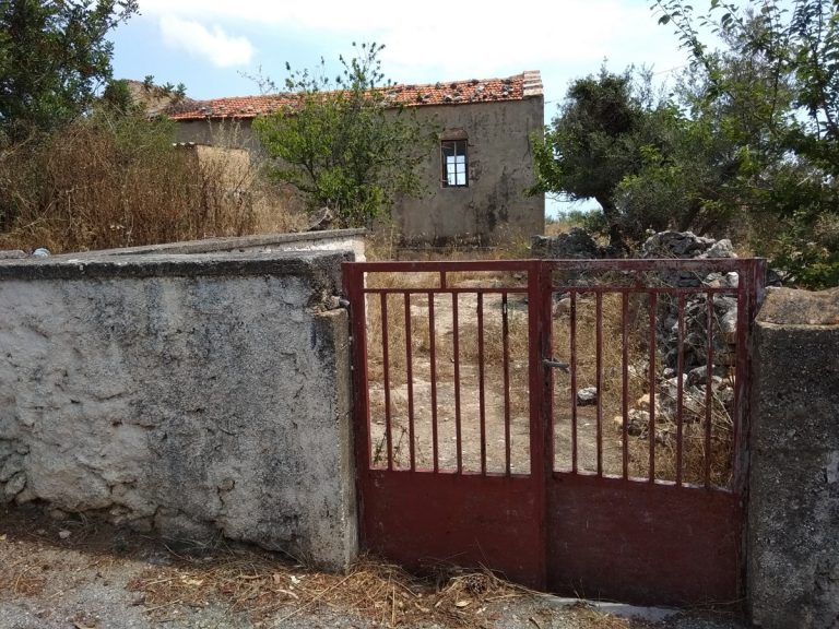 Stone house for sale in Apokoronas gate