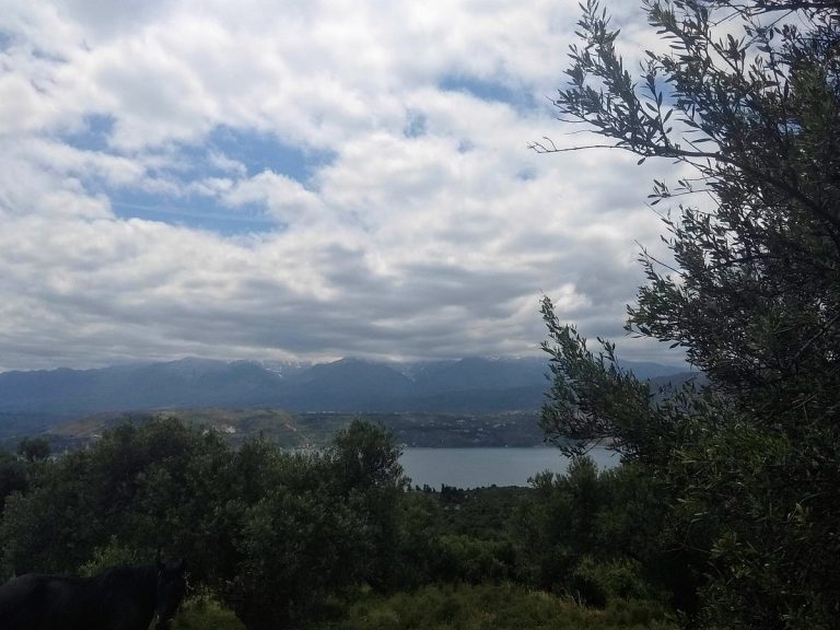 Plot of land for sale in Chania Akrotiri sea view