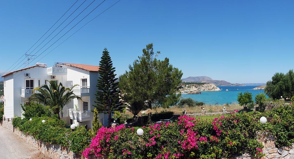 guesthouse for sale in apokoronas chania crete with sea views kh113