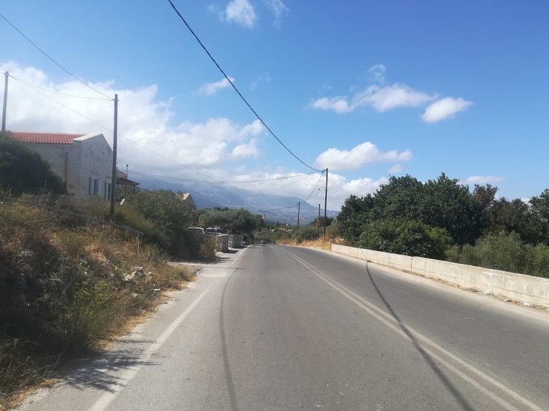 land for sale in chania apokoronas asohalt road