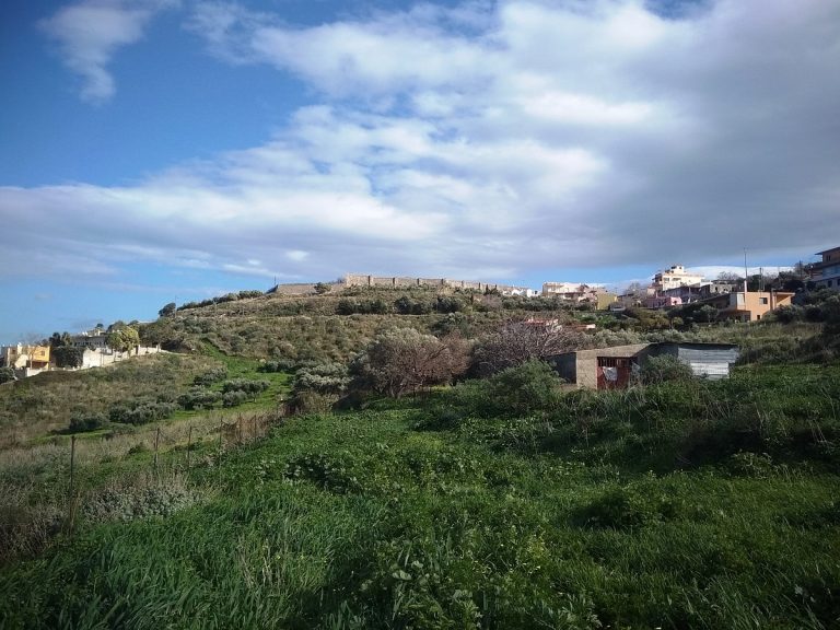 Seafront plot in Chania Crete for sale with views of the fortress KL426