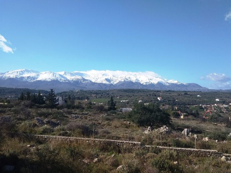 Villa for sale in Apokoronas Chania Crete white mountains KH122