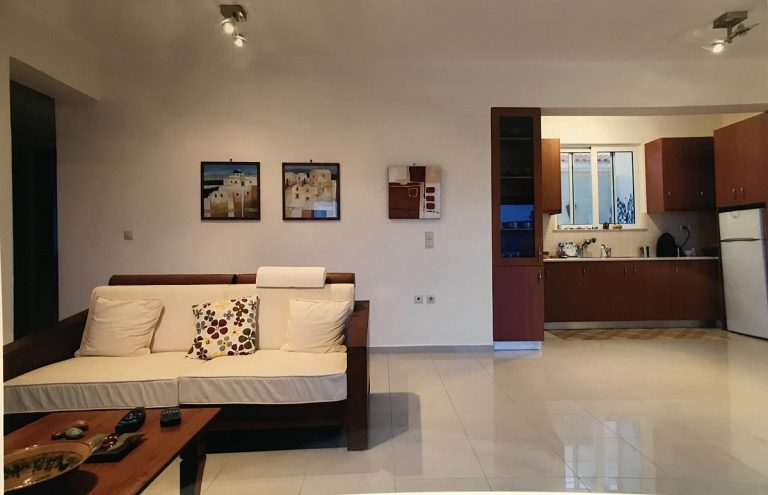apartment for sale in akrotiri crete