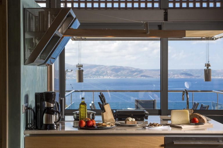 luxury villa for sale in kissamos ravdoucha kitchen view