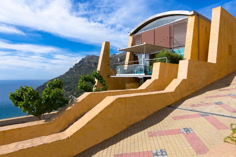 luxury villa for sale in kissamos ravdoucha