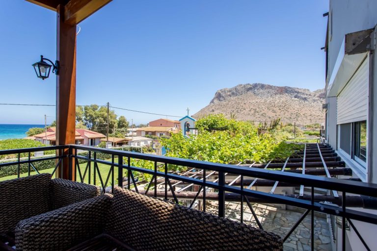 Villa for sale in Stavros Akrotiri Chania ah114 Stavros mountain