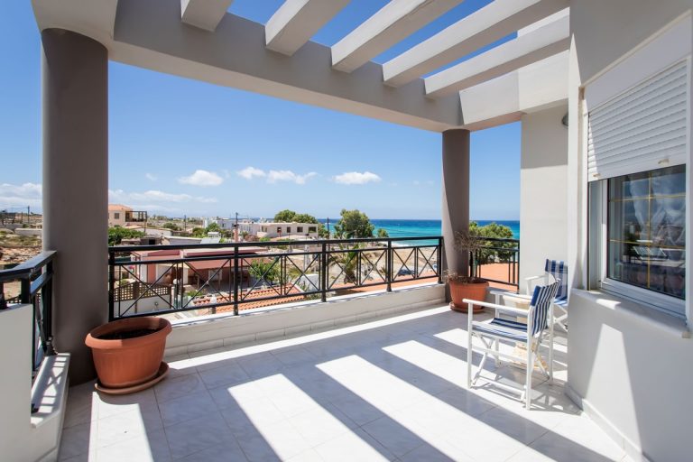 Villa for sale in Stavros Akrotiri Chania ah114 beautiful terrace