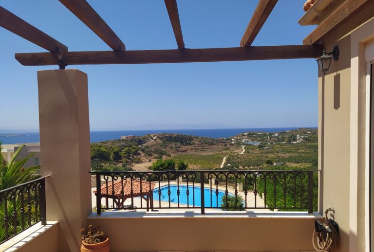 house for sale in Akrotiri Chania Crete ah116 pool view