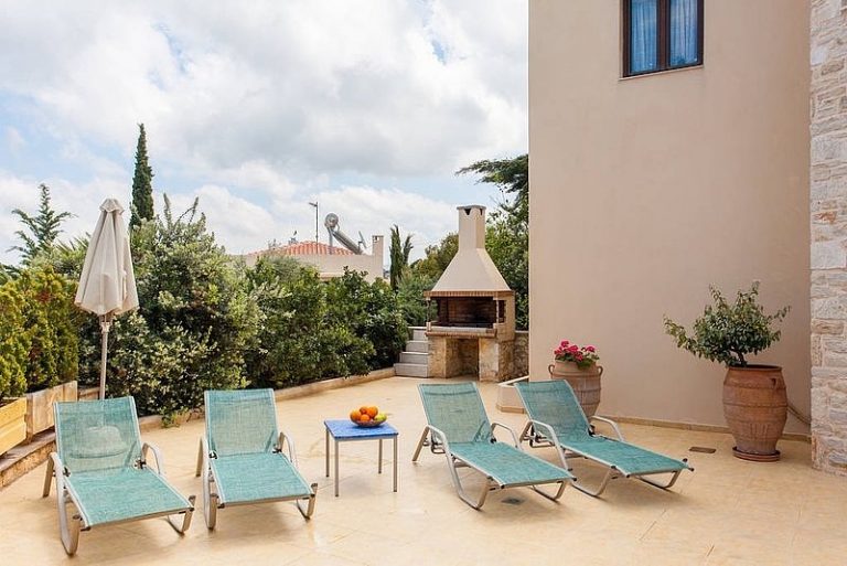 Villa for sale in Rethymno RH027 the barbeque