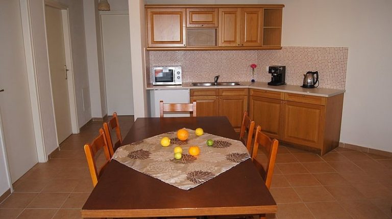Villa for sale in Rethymno RH027 beautiful dining area
