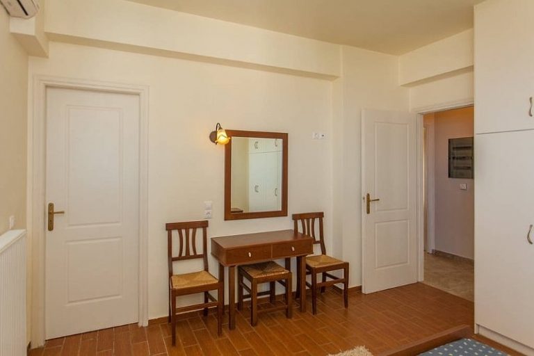 Villa for sale in Rethymno RH027 bedroom furniture