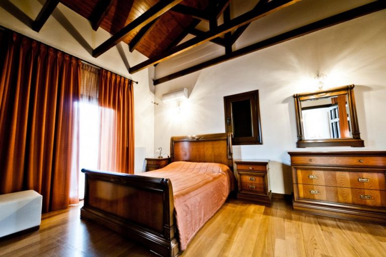 Villa in agios nikolaos LH018 bedroom
