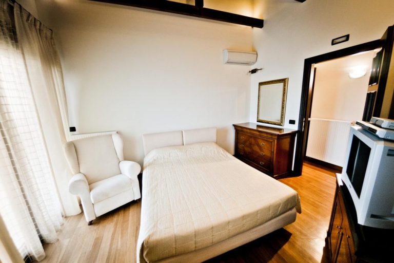 Villa in agios nikolaos LH018 bedroom