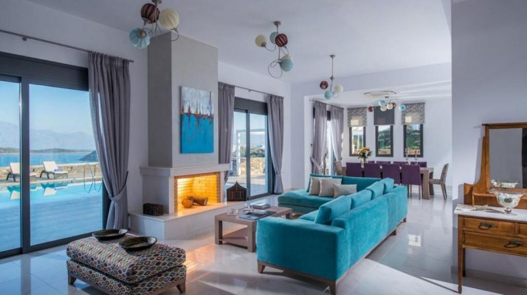 Villa for sale in agios nikolaos LH019 living room