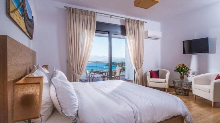 Villa for sale in agios nikolaos LH019 bedroom