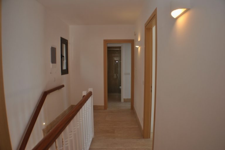 Villa for sale in agios nikolaos LH021 hallway