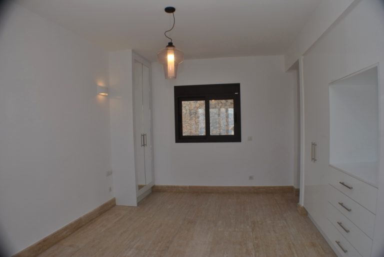 Villa for sale in agios nikolaos LH021 bedroom