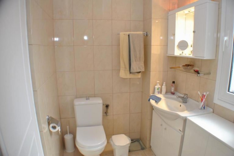Villa for sale in agios nikolaos LH022 bathroom