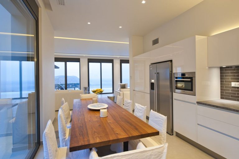 Villa for sale in agios nikolaos LH026 kitchen table