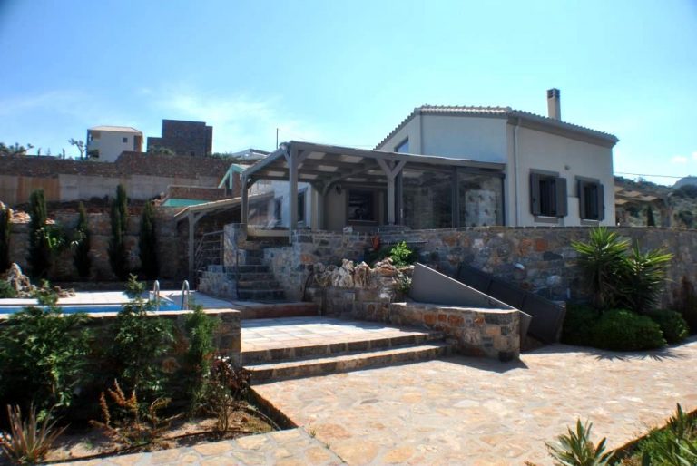 Villa for sale in agios nikolaos LH029 house