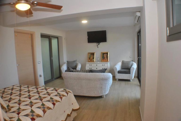 Villa for sale in agios nikolaos LH029 room