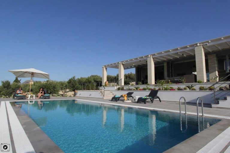 villa for sale in kalyves apokoronas chania