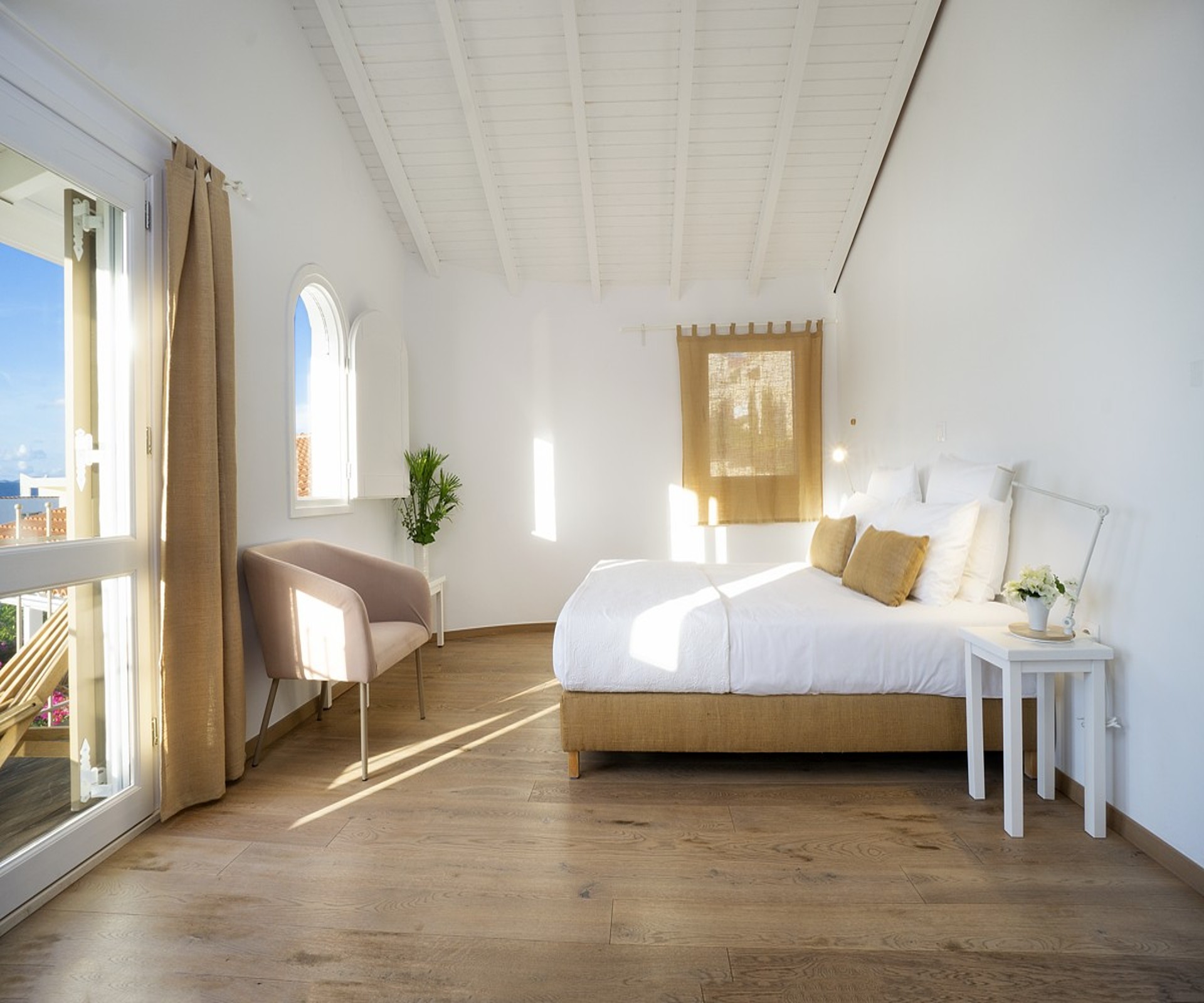 House in Almirida - Image 4