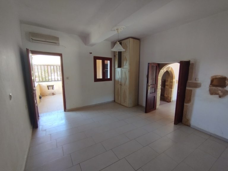 interior room for sale in kalamitsi traditional stone house