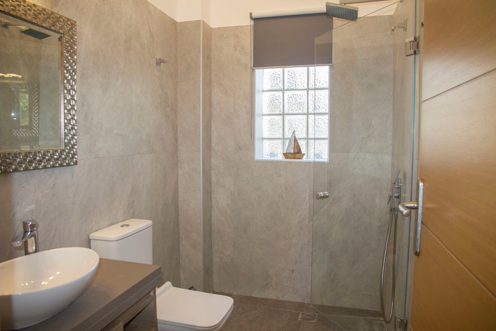 Listing photograph 33 of 33 of the house in Tavronitis, published by Euroland Property Group.