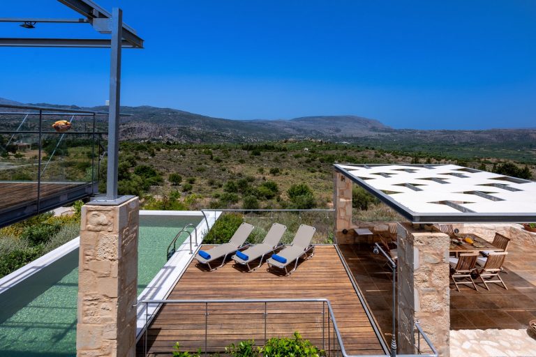 A Villa with Breathtaking Views Over the Sea and Surrounding Landscape