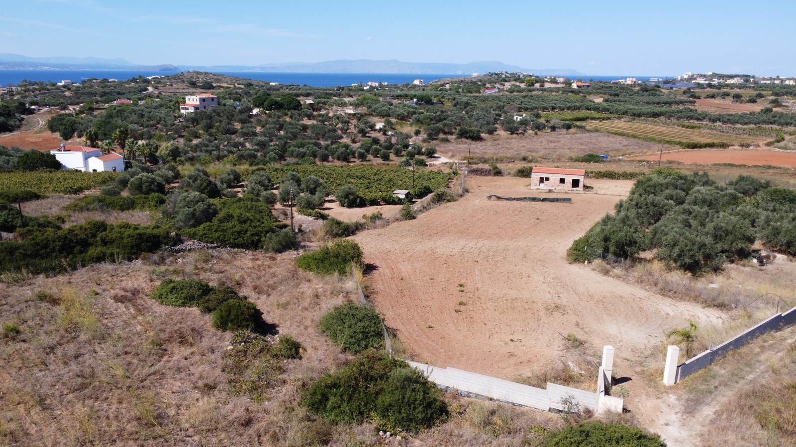 Listing photograph 17 of 22 of the land in Chorafakia, published by Euroland Property Group.
