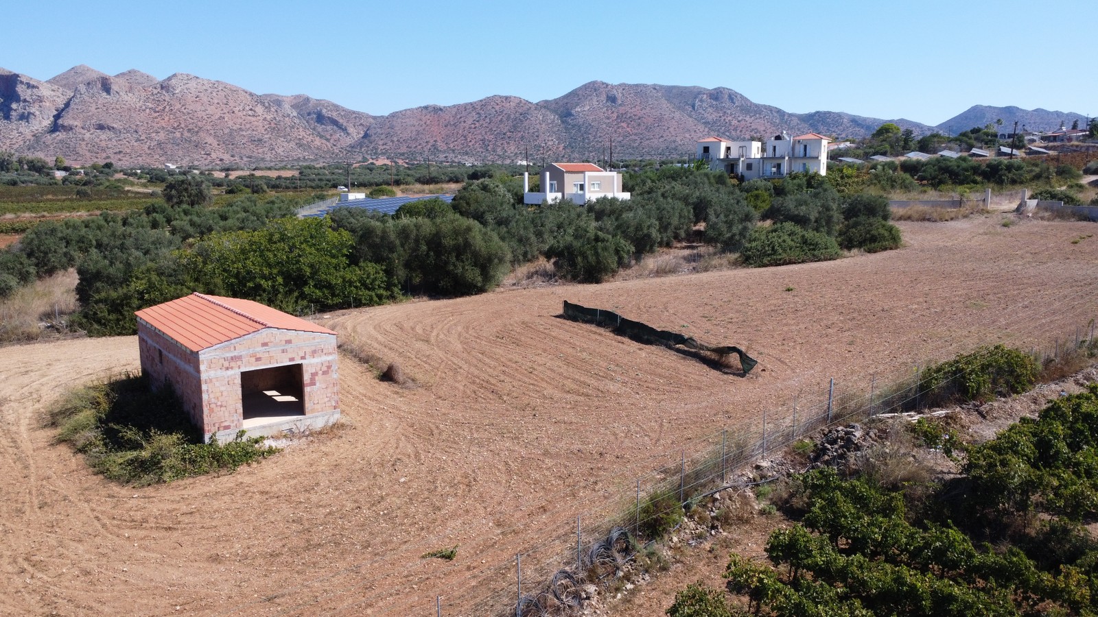 Listing photograph 11 of 22 of the land in Chorafakia, published by Euroland Property Group.